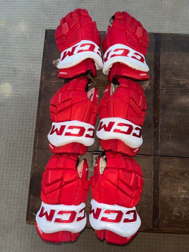 SHU Gloves and Tape Bag