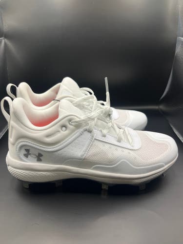 Women’s Under Armor Metal Softball Cleats Size 7.5 New