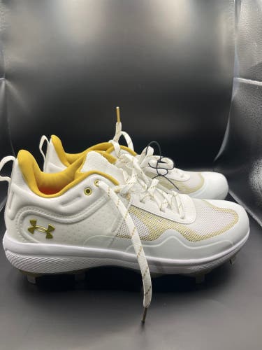 White And Gold New Under Armor Women's Low Top Metal Softball Cleats Size 8.5