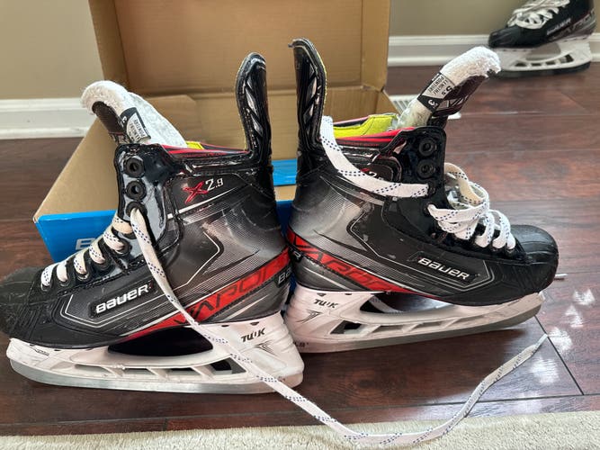 Bauer Vapor X2.9 with 3 pairs of steel
