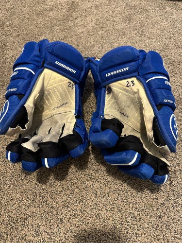 Used  Warrior 15" Pro Stock Covert QR5 20 Gloves