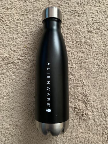 Alienware branded insulated water bottle 17 fl oz - New without original box