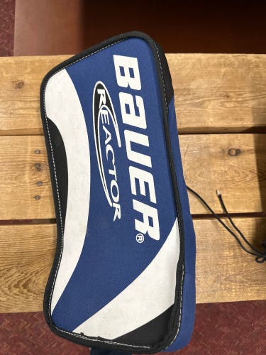 Bauer Blocker And Glove Roller/Street hockey Set