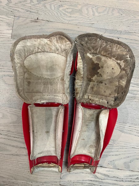 Vintage Winnwell K355 Shok-Guard Hockey Shin Pads .. Bag B