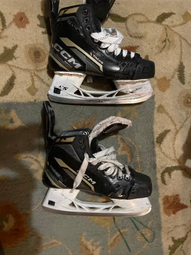 Used Senior CCM Regular Width   7.5 Tacks AS-570 Hockey Skates