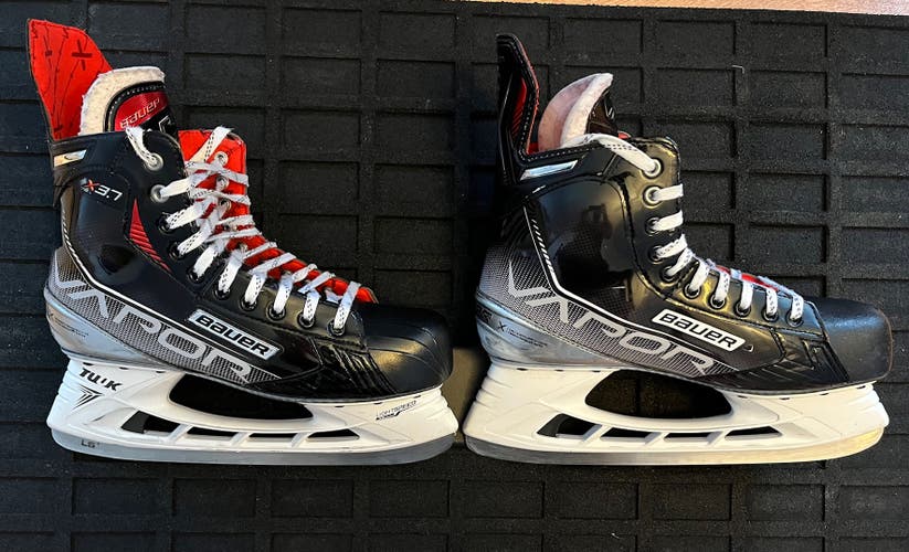 Used Senior Bauer Vapor Hockey Skates X3.7 Regular Width Size 10
