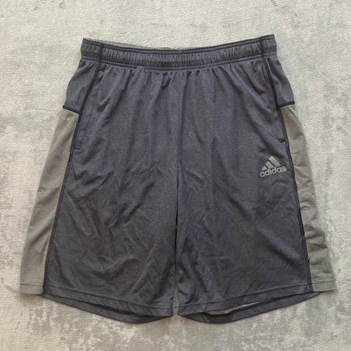 Adidas Basketball Shorts Men Large Grey CLIMACOOL 9" Inseam Activewear Logo