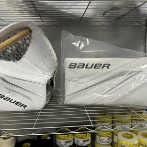 Bauer Vapor X5 Pro Goalie Glove & Blocker Sr. *Glove Ships Broken in.