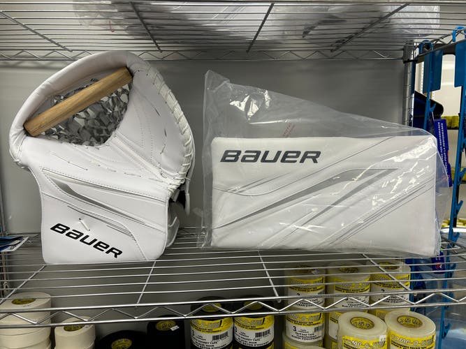 Bauer Vapor X5 Pro Goalie Glove & Blocker Sr. *Glove Ships Broken in.