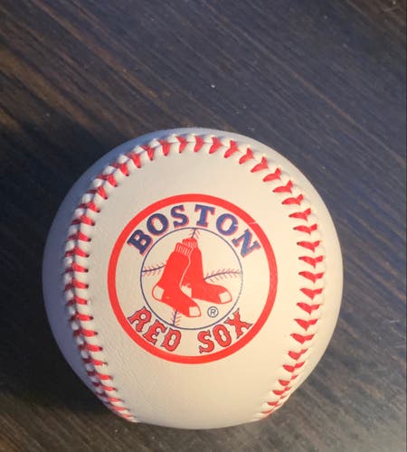 Boston Red Sox Logo Rawlings 2004 Souvenir Baseball ***FROM CHAMPIONSHIP YEAR***