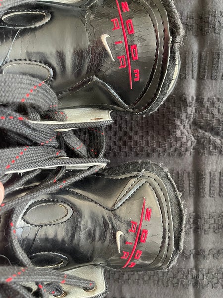 Nike zoom air hockey skates **RARE**