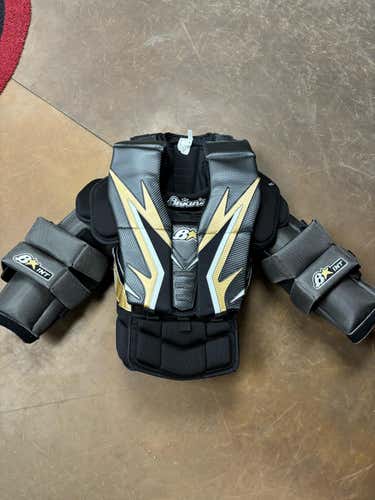 New Large/Extra Large Brian's Bstar Goalie Chest Protector Intermediate