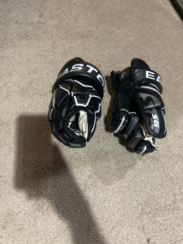 New  Easton 13" SE6 Gloves