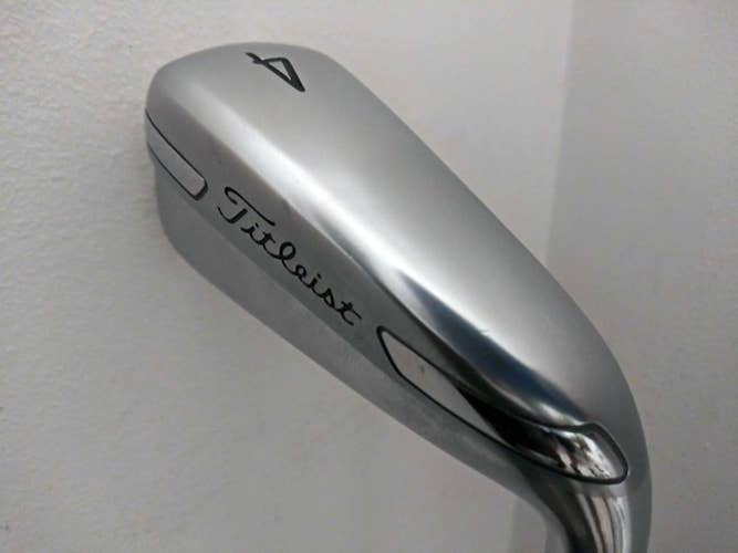 Titleist U510 22* 4 Utility Iron (Project X HZRDUS Smoke Black 80, Stiff) Club