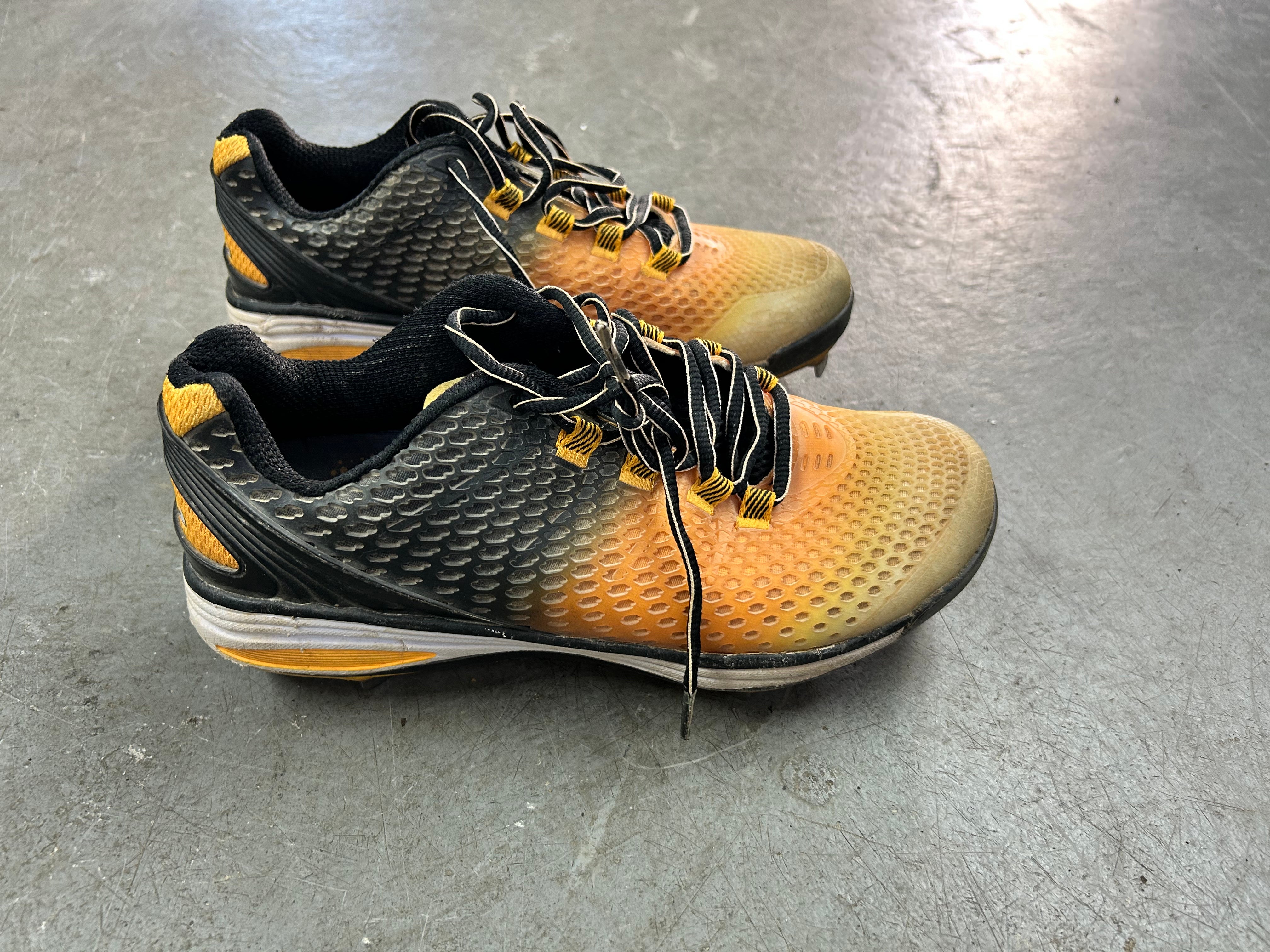 orange ringor cleats