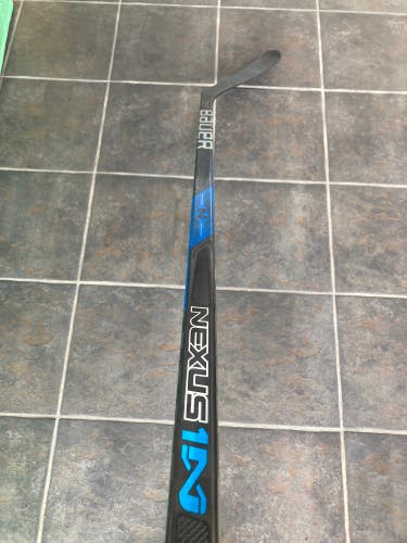Used Senior Bauer Nexus 1N Hockey Stick Right Handed Pro Stock
