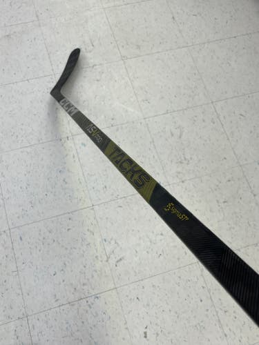 New CCM Super Tacks AS-V Pro Senior Right Hand Hockey Stick