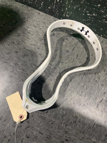 Used Attack & Midfield Under Armour Command Unstrung Head