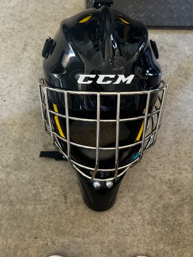 New  CCM Goalie Mask