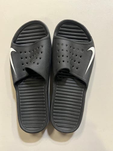 Black Nike Slides (size 10)