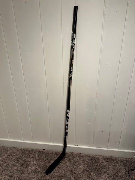 CCM Right Handed P29 Tacks 3092 Hockey Stick