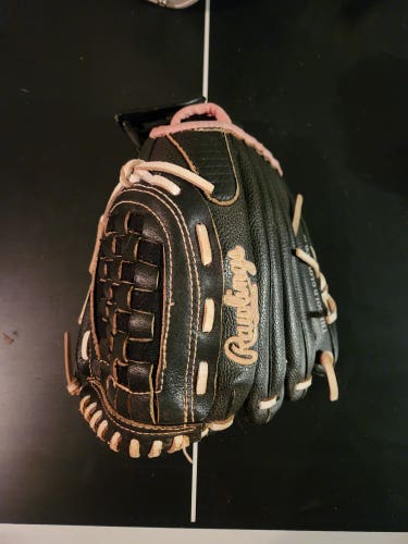 Rawlings Right Hand Throw ECB02 Softball Glove