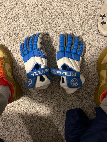 Used  Maverik Large Max Lacrosse Gloves