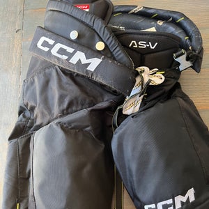 Used Junior Large CCM Tacks AS-V Hockey Pants