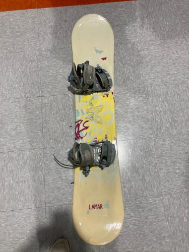 Used Kid's La Mar Foxie Jr. Snowboard With LT1 Bindings 133cm