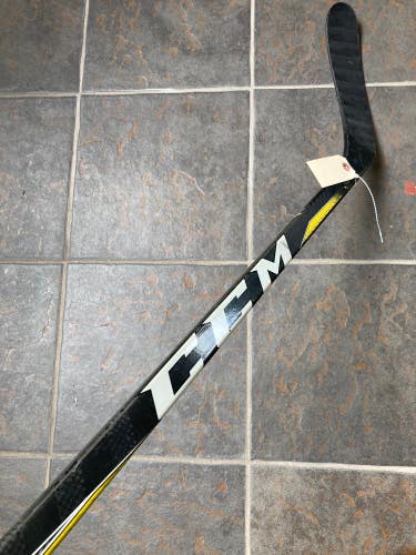 Used Senior CCM Super Tacks 2.0 GOLIGOSKI PRO STOCK Left Handed Hockey Stick V01