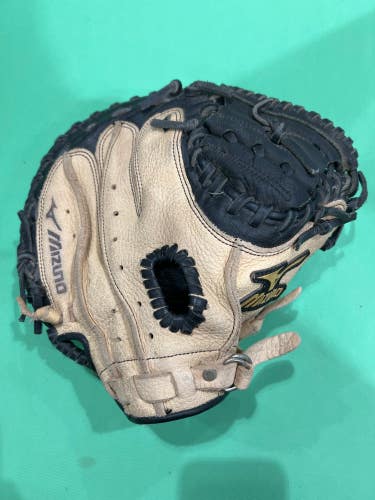 Used Kid Pitch (9YO-13YO) Mizuno Prospect Right Hand Throw Catcher's Baseball Glove 31.5"