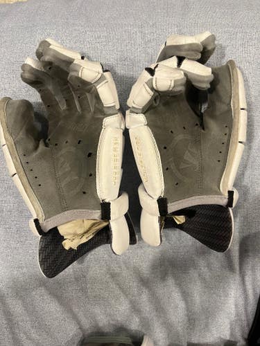 Used Goalie Warrior Nemesis Pro Lacrosse Gloves Large