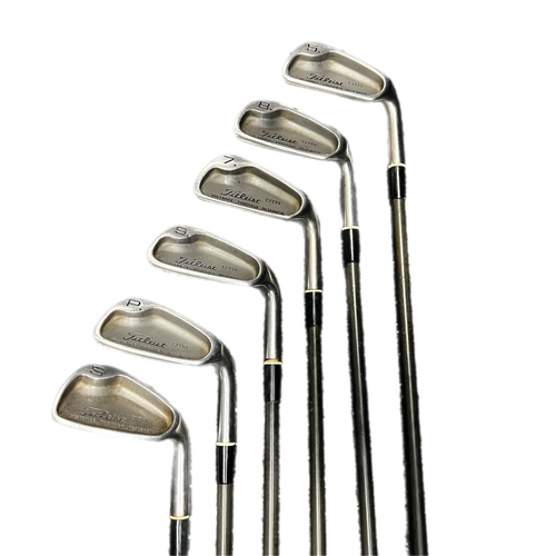 Titleist Used Right Handed Men's Graphite Shaft Iron Set