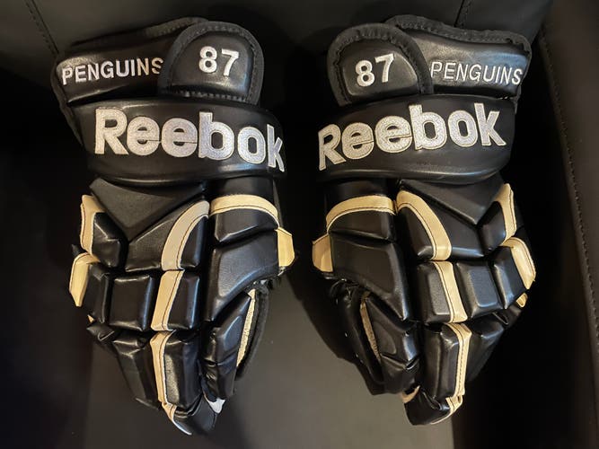 Sidney Crosby Reebok 10K Hockey Gloves 14” Pro Stock Pittsburgh Penguins