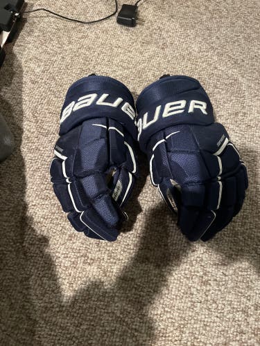 Used  Bauer 14" Supreme 3S Pro Gloves