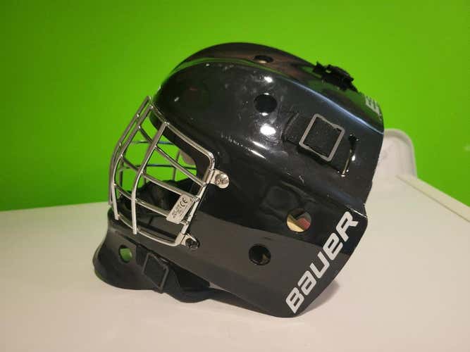 Used Youth Bauer NME 3 Goalie Mask