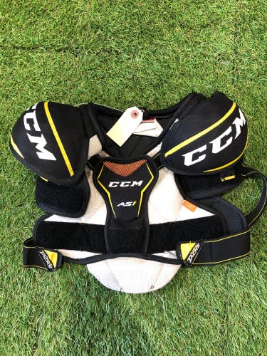 Used Large Youth CCM Super Tacks AS1 Shoulder Pads