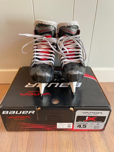 Used Intermediate Bauer Regular Width Size 4.5 Vapor 1X Hockey Goalie Skates
