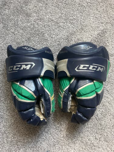 CCM Pro Stock Vector Hockey Gloves - Plymouth Whalers OHL