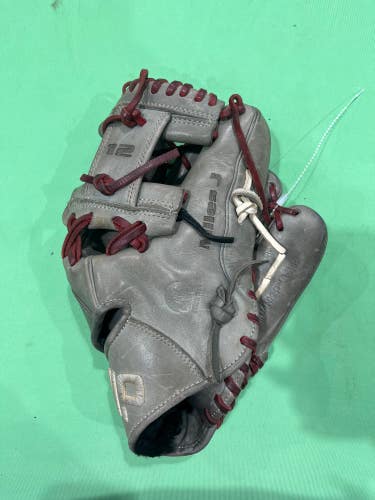 Gray Used Nokona American Kip Right Hand Throw Infield Baseball Glove 11.25"