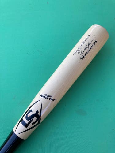 Louisville Slugger MLB Prime RA13 Ronald Acuna Game Model Bat (-3) Maple 29 oz 32"