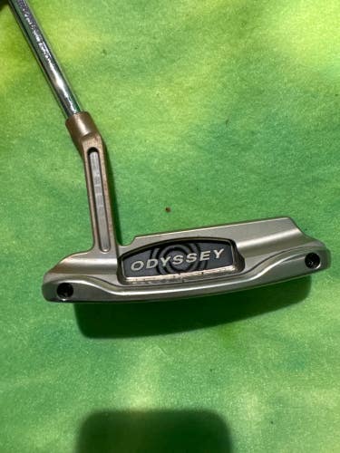 Used Men's Odyssey Black Series Blade Putter Right Handed 33"
