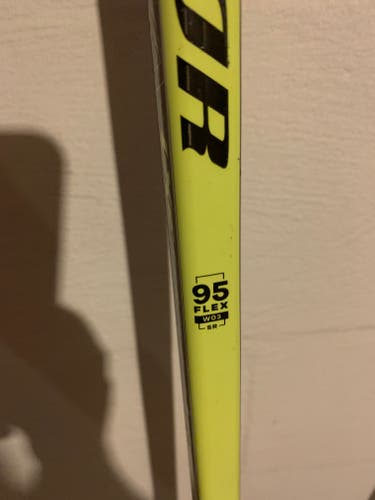 Used Senior Warrior LX2 Team Left Hand Hockey Stick W03