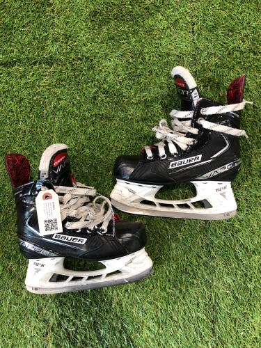 Used Bauer Vapor X Select Hockey Skates Regular Width Size 1.5 - Junior