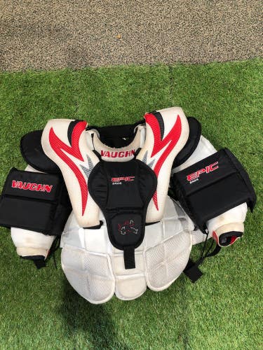 Used Junior Small Vaughn Epic 8404 Goalie Chest Protector