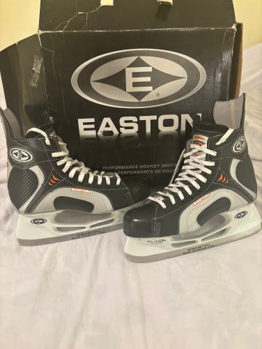 New Easton Synergy 200 Size 11 Sr. Hockey Skates(NIB)