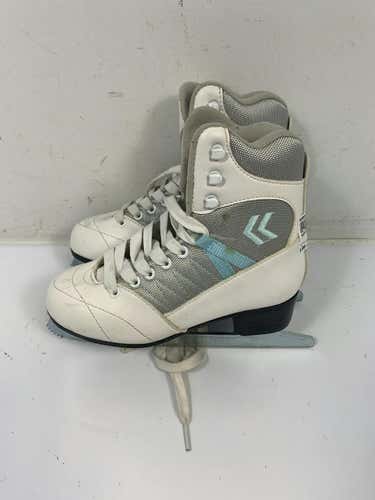 Used Soft Cameo Junior 02 Ice Skates Soft Boot Skates