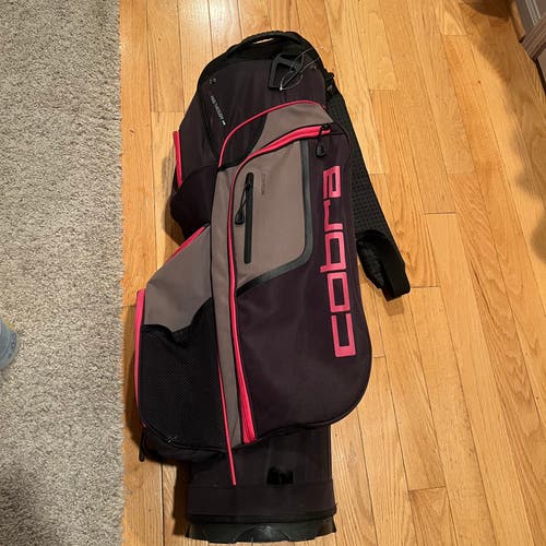 Used Cobra ULTRALIGHT STAND 14 Way Golf Stand Bag