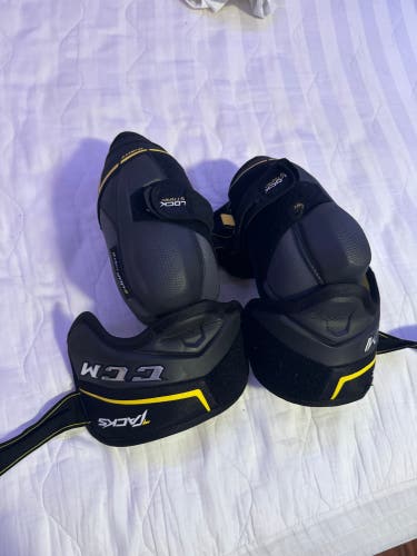 Used Extra Large CCM Tacks Elbow Pads