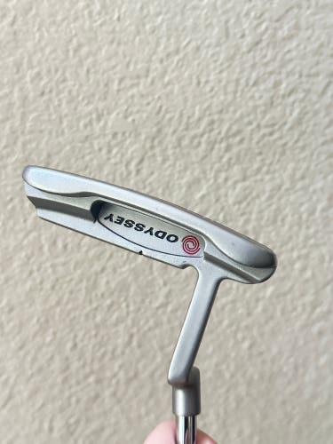 Used Men's Blade Right Handed White Hot Pro Putter